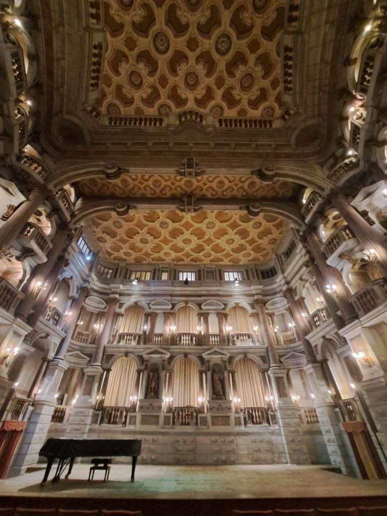 Teatro Bibiena di Mantova interventi di riqualificazione Foto di Giuseppe Fraccalvieri