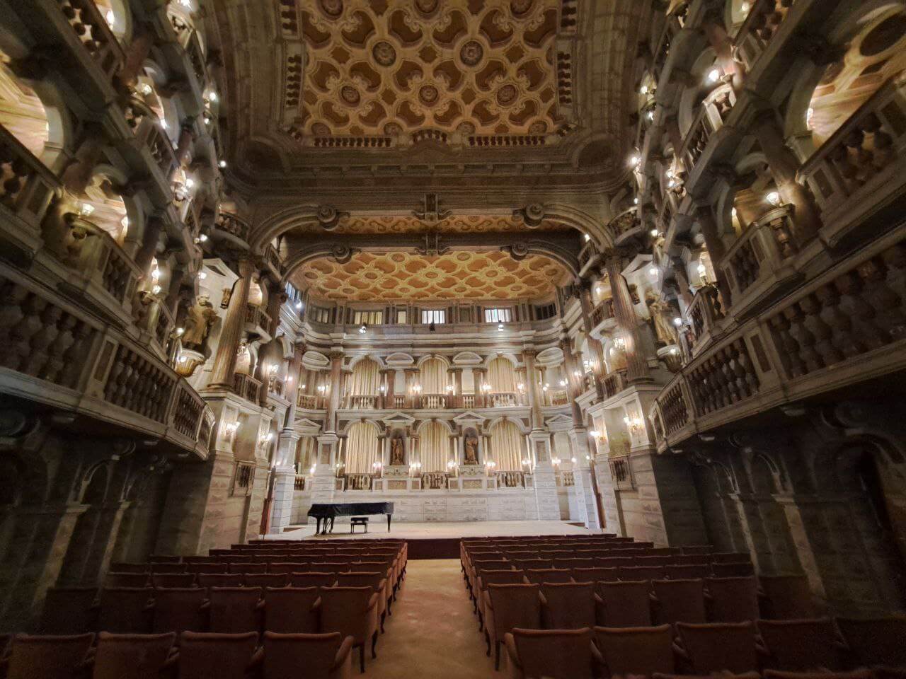 Teatro Bibiena di Mantova interventi di riqualificazione Foto di Giuseppe Fraccalvieri
