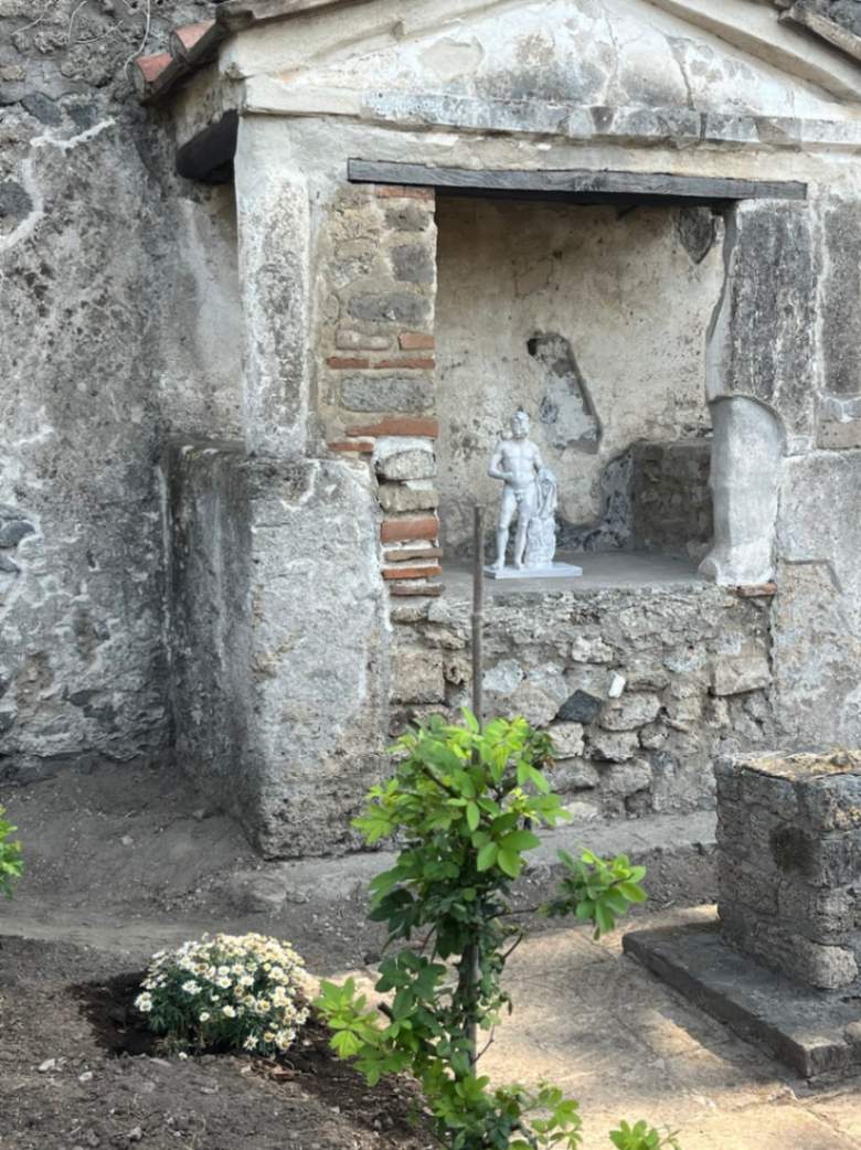 Casa del Giardino di Ercole, “casa del profumiere”: ricostruzione