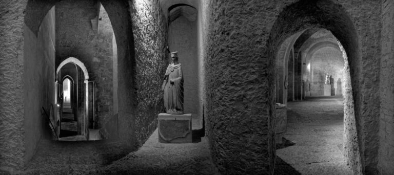 Certosa di San Martino: un'immagine dai sotterranei gotici