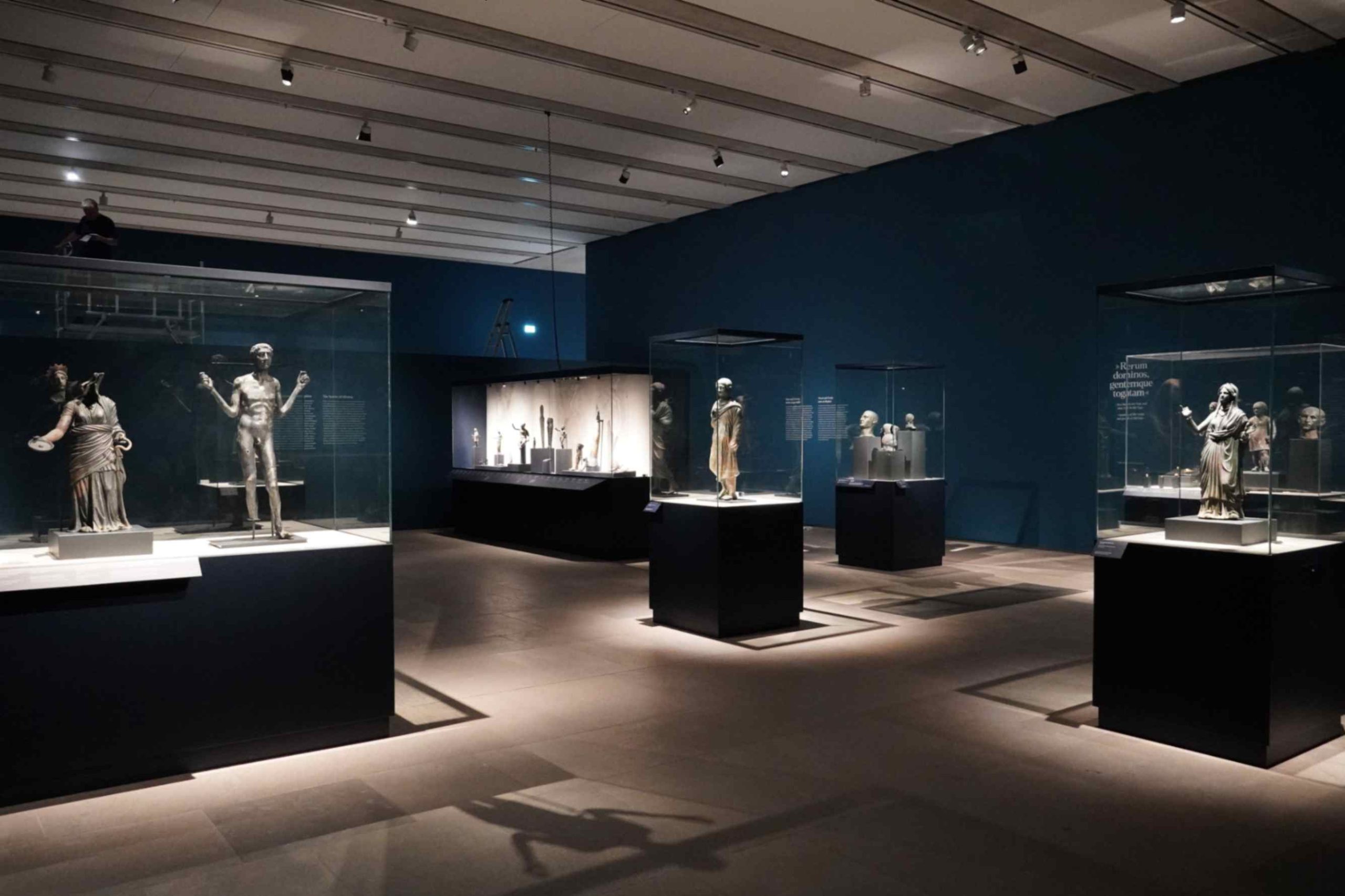 Allestimenti della mostra sui Bronzi di San Casciano a Berlino