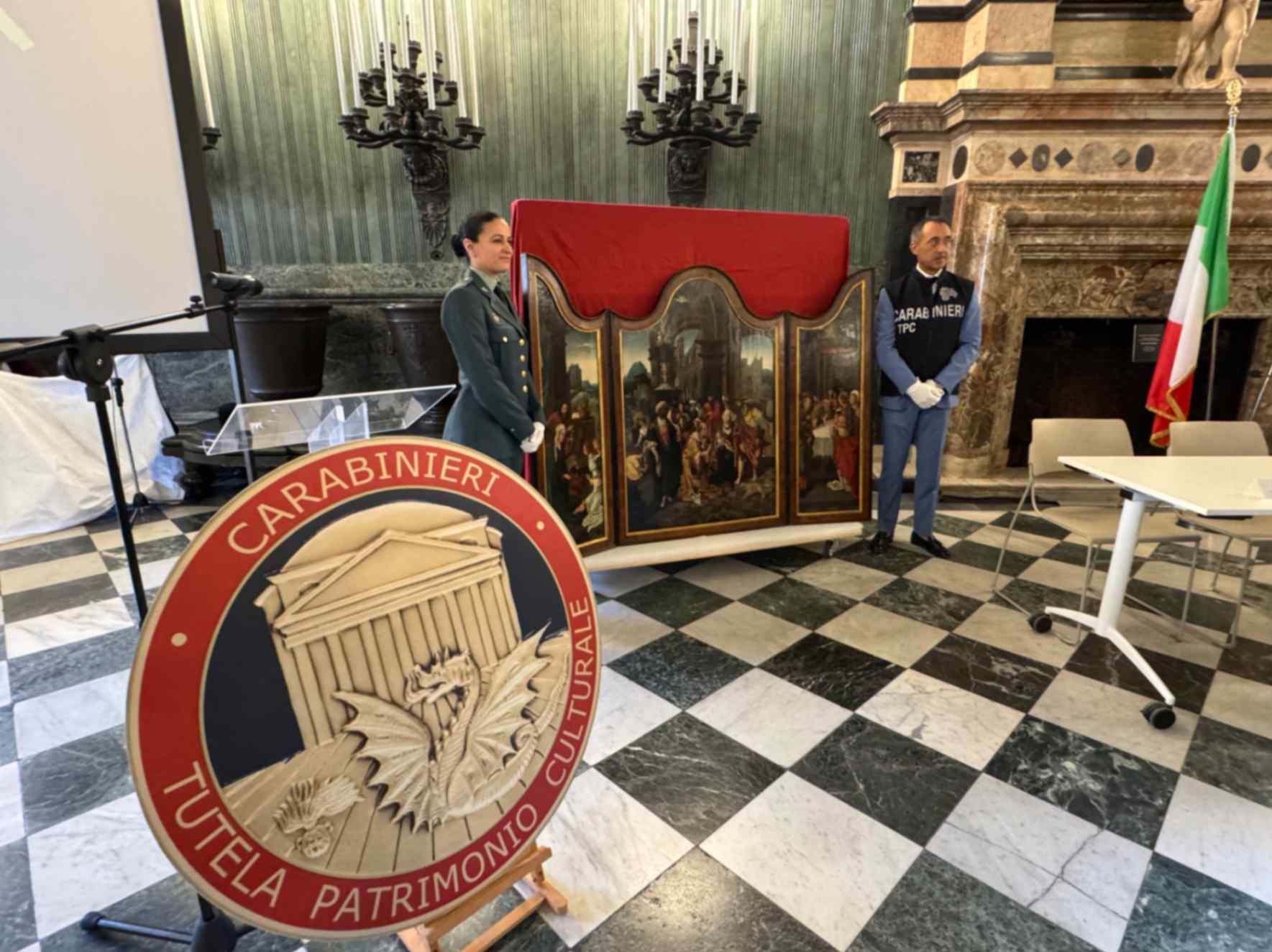 Carabinieri restituiscono alla Spagna un Retablo, proveniente da Marbella, del XVI secolo