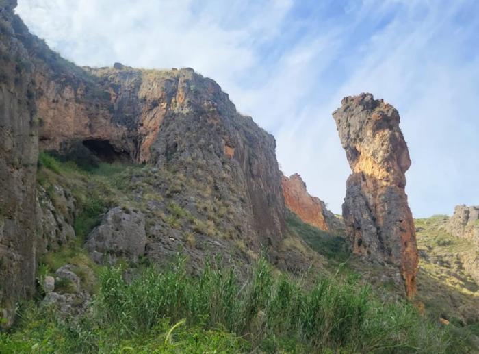 The entrance of Amud cave. Photo Credits: Anaëlle Jallon