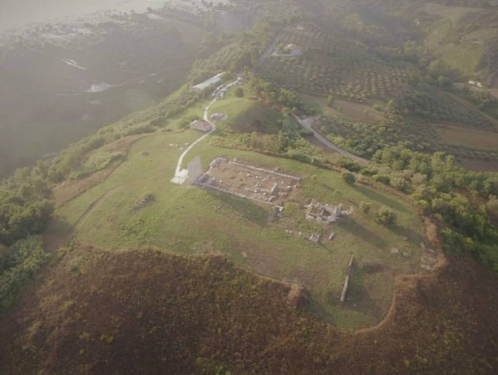 il Parco Archeologico medievale di Mileto antica visto dall'alto