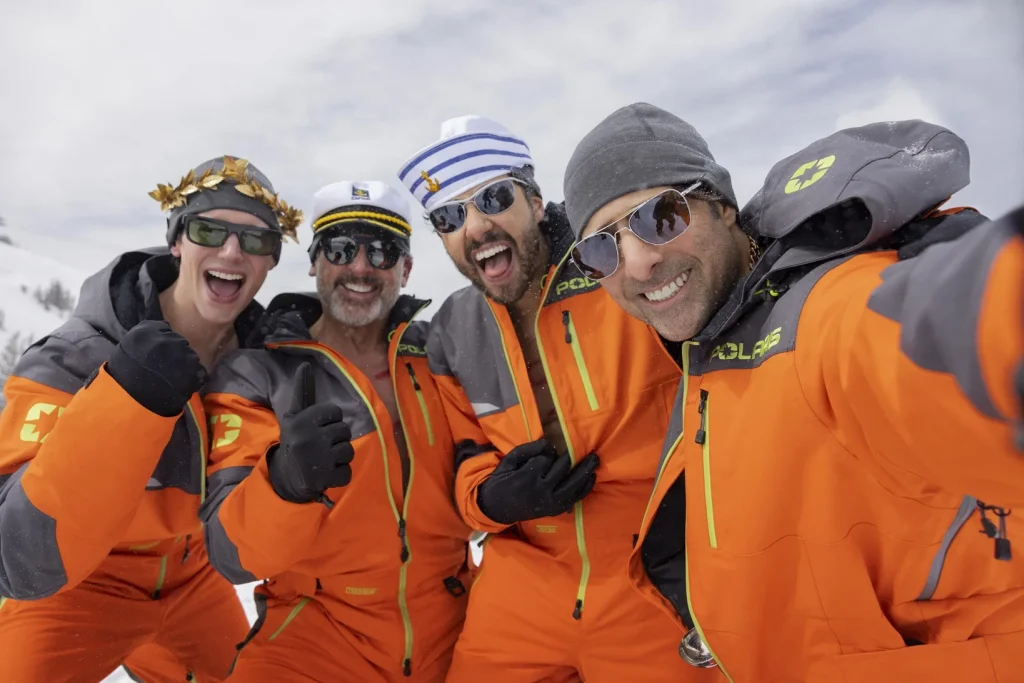 una scena da Mountainhead, film di Jesse Armstrong