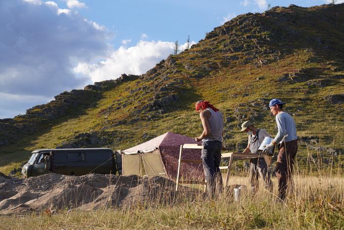 Excavations on the Eurasian Steppe have yielded thousands of animal bones from Bronze Age livestock. Photo Credits: © Taylor Hermes