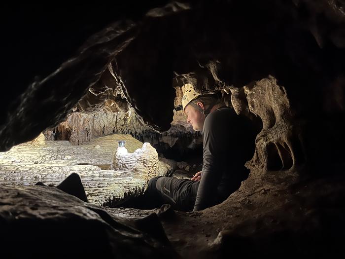 isotopic analyses on a stalagmite collected from a cave