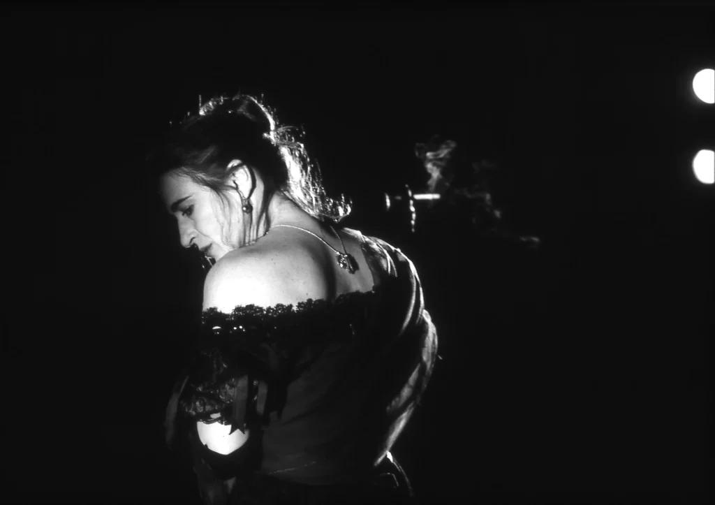 Lina Sastri protagonista al Teatro di San Carlo con Assunta, per Napoli 2500. Crediti per la foto: Carlo Bellincampi