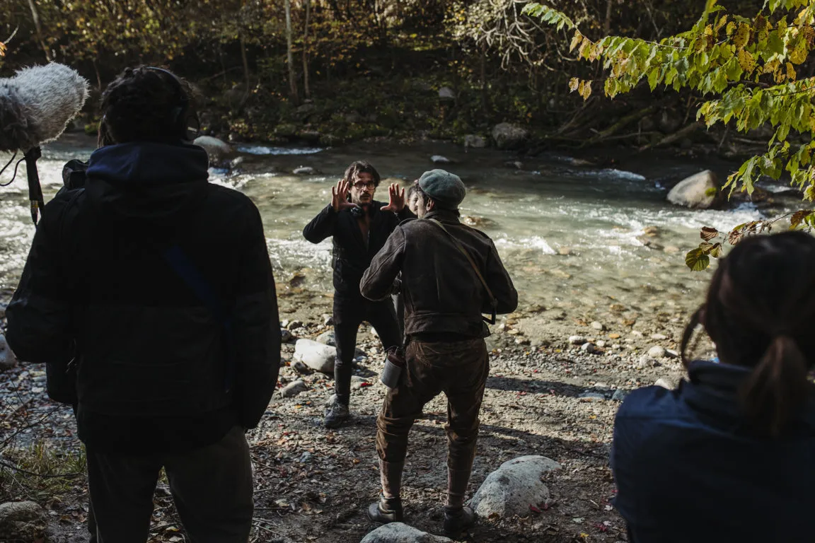una scena da Se venisse anche l’inferno, film di Samuele Rossi