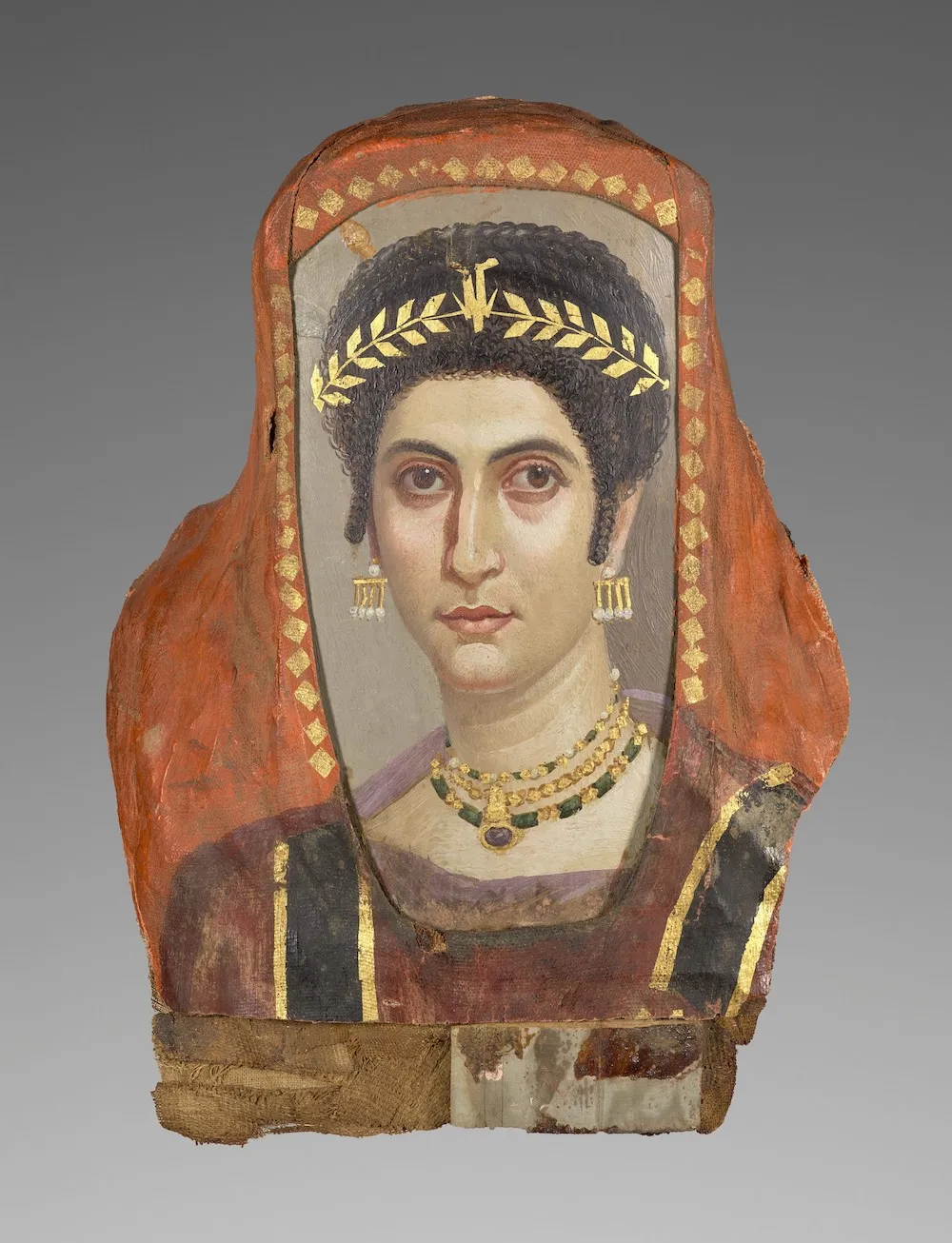 Ritratto funerario di una donna 100 d.C. Encausto su legno di tiglio; doratura; lino Getty Museum